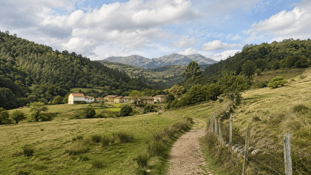7 rutas de senderismo cerca de Mieres para descubrir la Montaña Central Paisaje rural del Valle Miñera, en Mieres